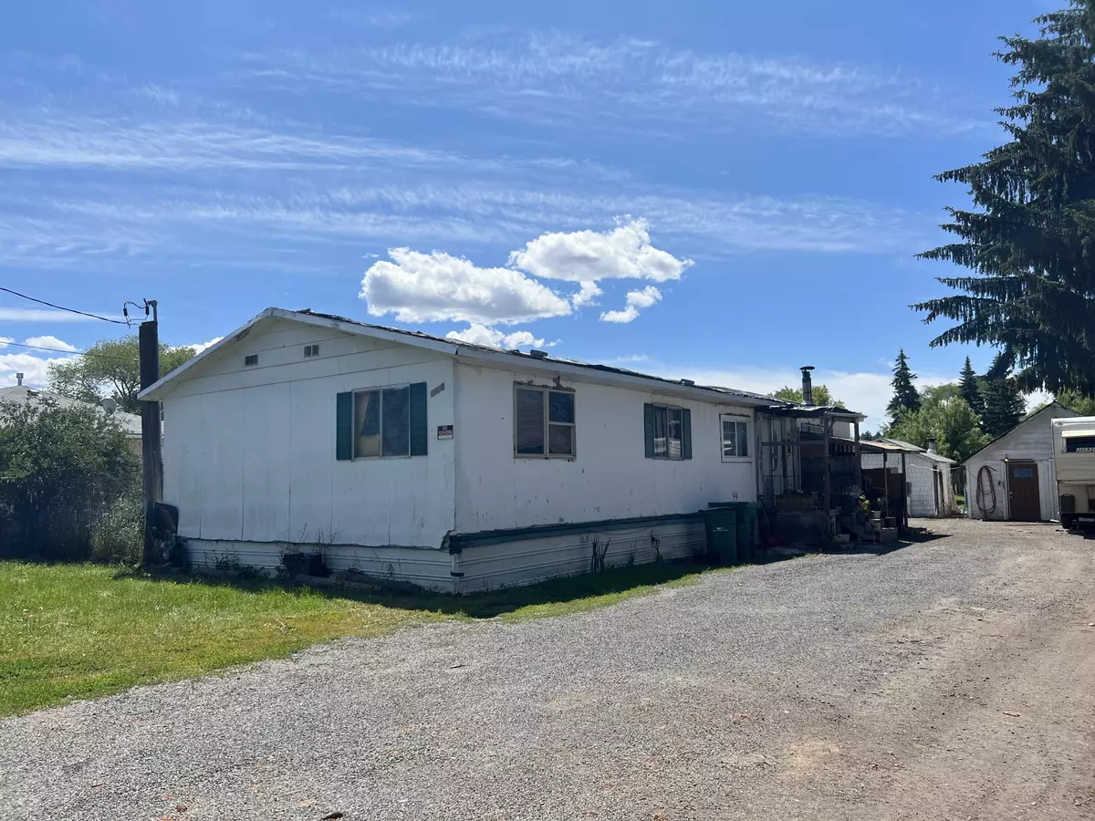 Klamath Falls, OR 97603,4502 Denver AVE