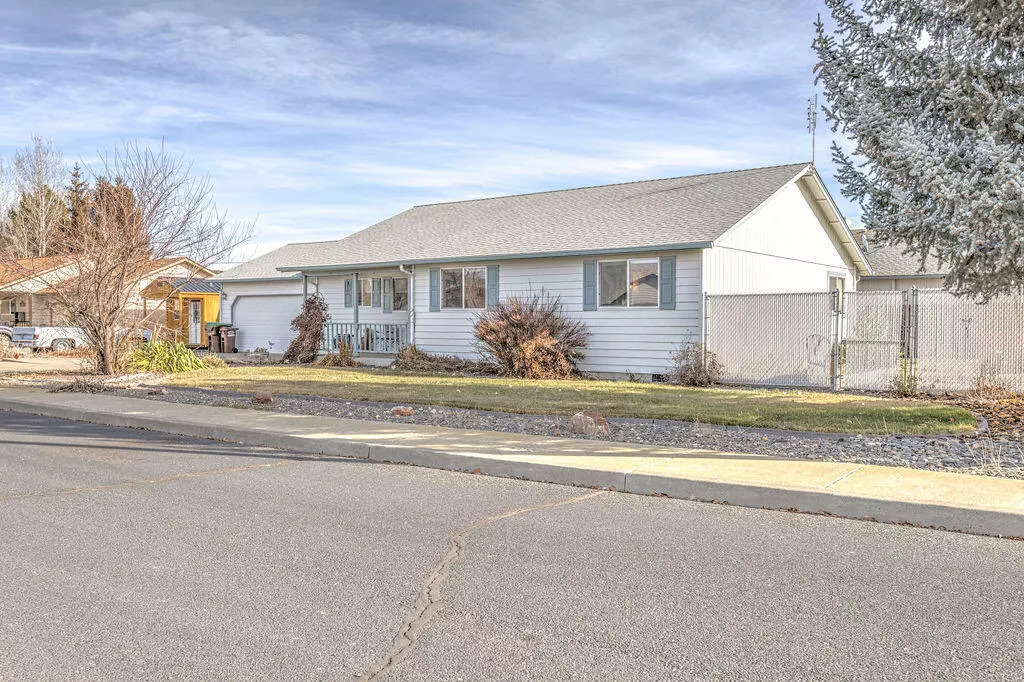 Prineville, OR 97754,304 Knight St. ST