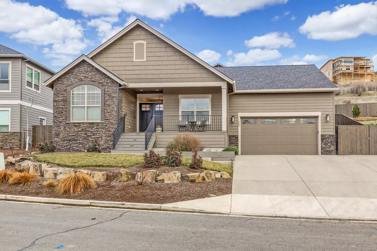 Medford, OR 97504,527 La Strada CIR