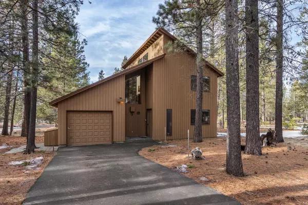 57109 Grizzly LN, Sunriver, OR 97707