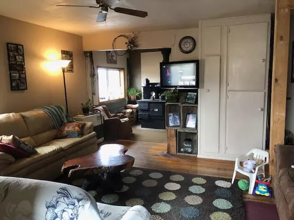 Dayville, OR 97825,315 SOUTH FORK RD