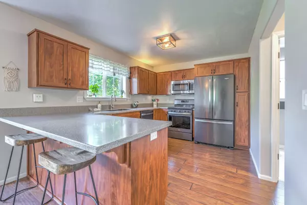 Bend, OR 97701,2504 Brandon CT