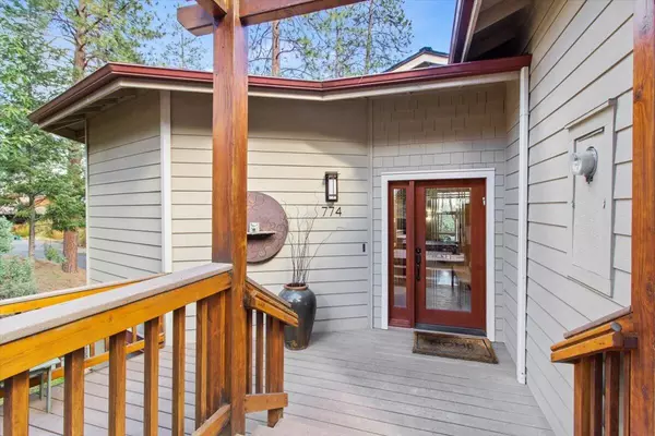 Ashland, OR 97520,774 Lisa LN