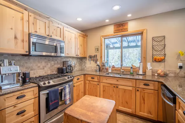 Sunriver, OR 97707,57729 Poplar LOOP