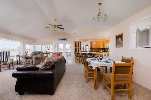 Madras, OR 97741,942 BROWN DR