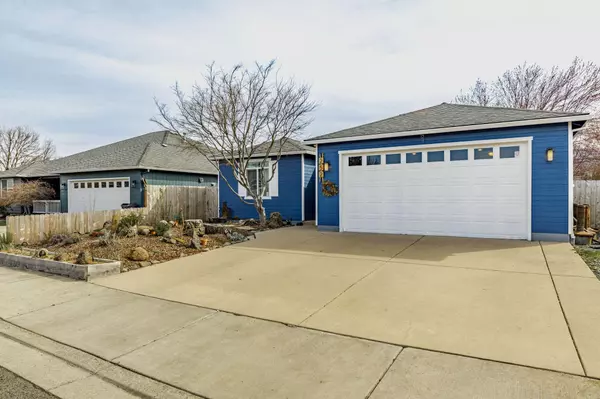 Phoenix, OR 97535,252 Jared CT