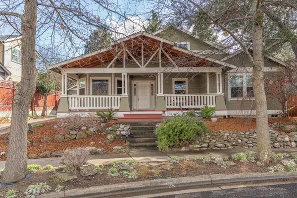 164 Eastbrook WAY, Ashland, OR 97520