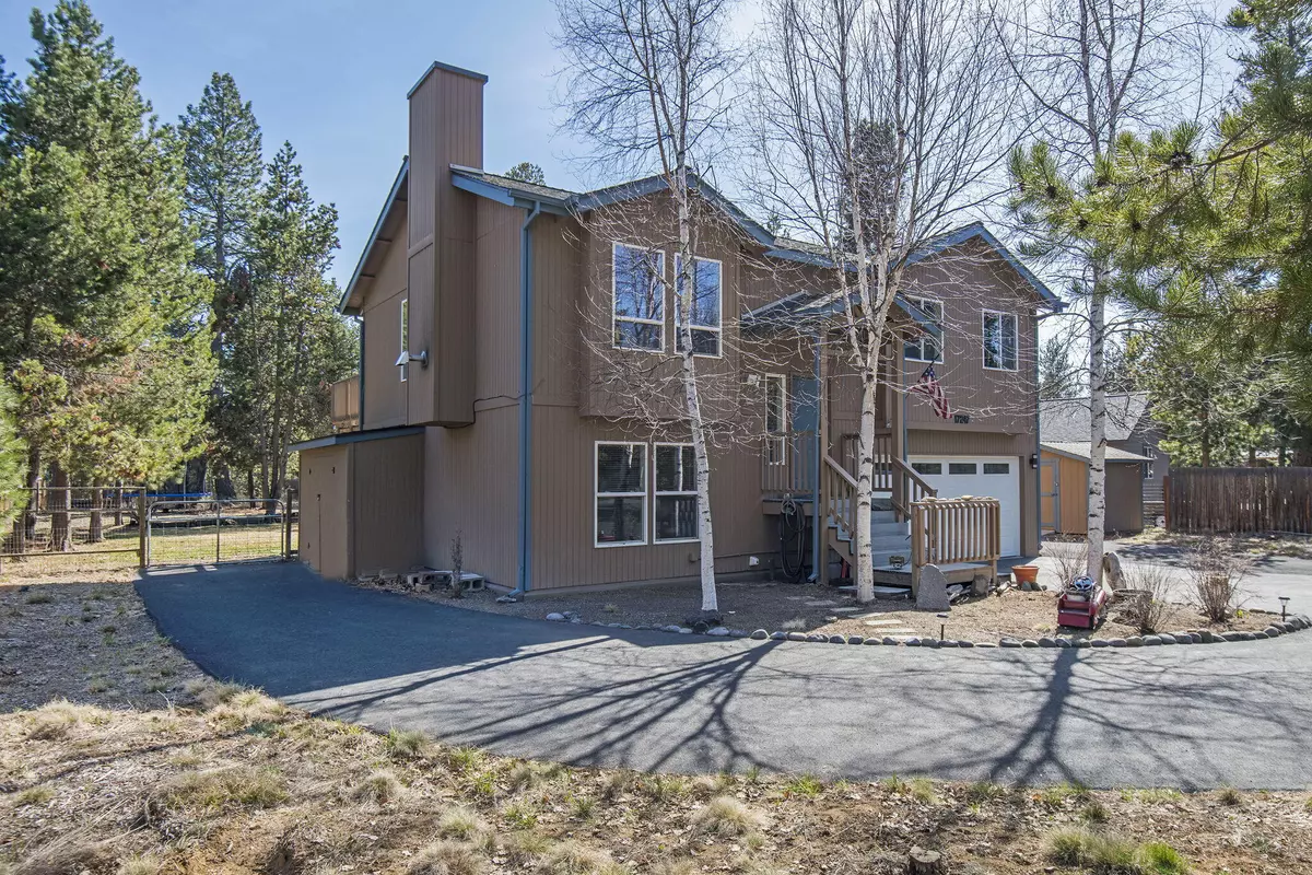 Bend, OR 97707,17247 Kingfisher DR