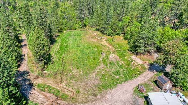 501 Pinecrest DR, Grants Pass, OR 97526