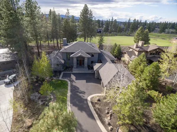 Bend, OR 97702,61451 Blurton CT