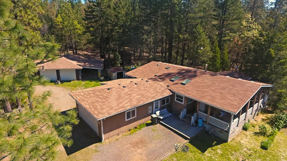 Cave Junction, OR 97523,580 Jeannie WAY