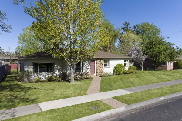 Redmond, OR 97756,765 9th ST