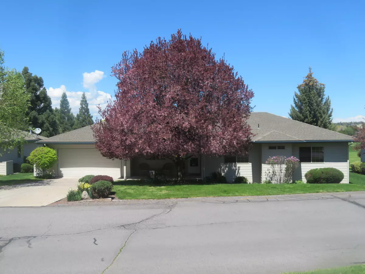 Klamath Falls, OR 97601,755 Hanks ST