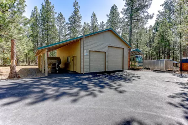 La Pine, OR 97739,15140 Sweetgum