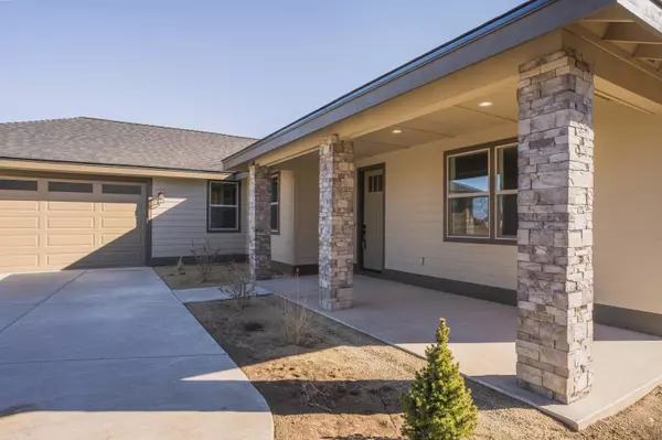 Redmond, OR 97756,2540 Redwood CIR