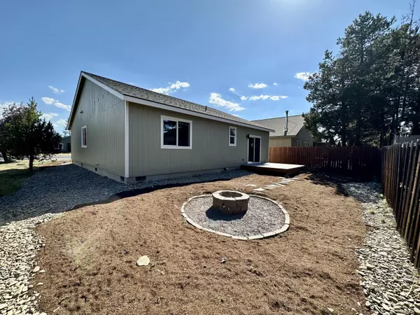 La Pine, OR 97739,16434 Riley DR