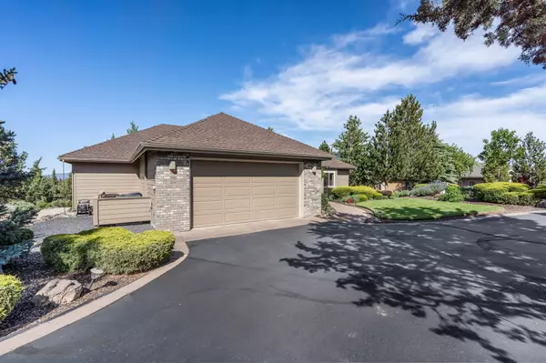 Redmond, OR 97756,8055 Silver Falls DR