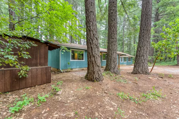 Cave Junction, OR 97523,466 Madrona DR
