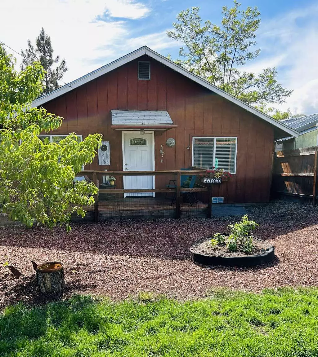 Klamath Falls, OR 97601,1836 Worden AVE