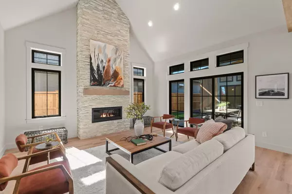 Bend, OR 97703,3162 Strickland WAY