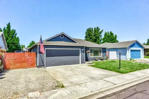 Eagle Point, OR 97524,647 Andrea WAY