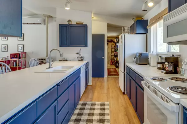 Bend, OR 97701,24919 Elk LN