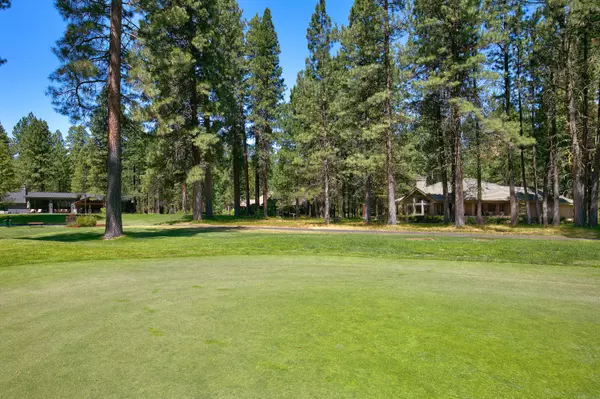 Black Butte Ranch, OR 97759,71160 Bracken LN #GH 61