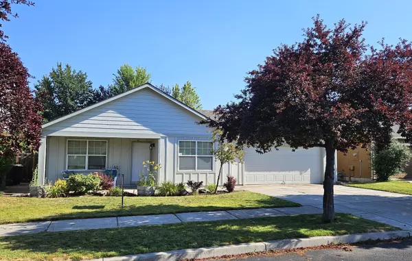 Redmond, OR 97756,3221 Juniper AVE