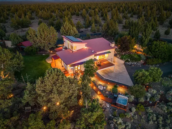 Bend, OR 97702,23555 Rickard RD