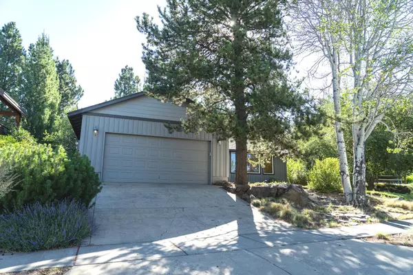 Bend, OR 97703,2370 Summerhill DR