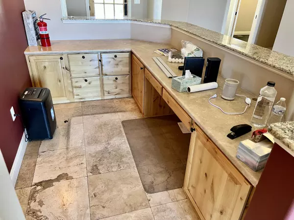 Medford, OR 97504,2587 Whittle AVE