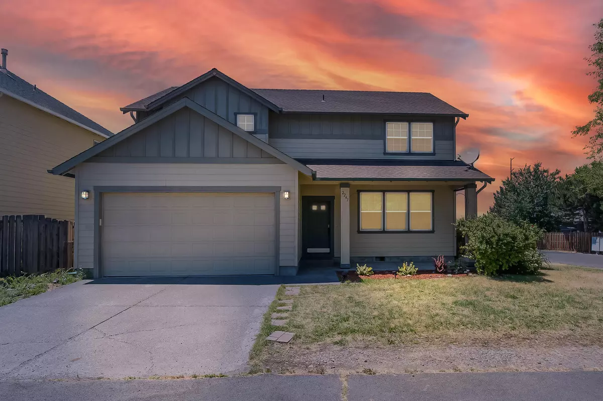 Redmond, OR 97756,2247 Arapahoe CT