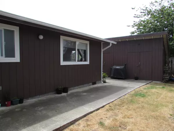 Coos Bay, OR 97420,1060 Crocker ST