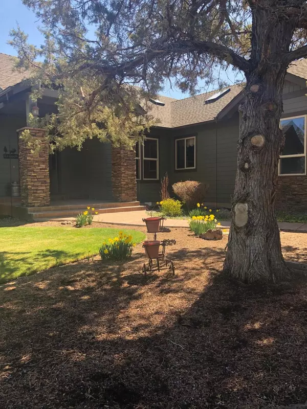 Redmond, OR 97756,6420 Poplar CT