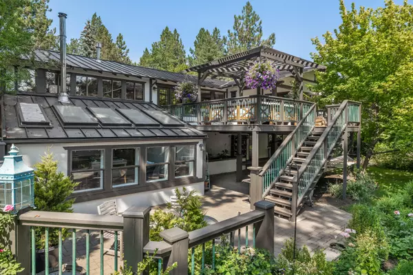 1435 West Hills AVE, Bend, OR 97703