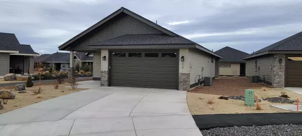 Redmond, OR 97756,2634 Redwood CIR