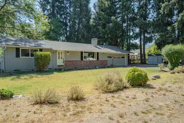 710 Widean LN, Jacksonville, OR 97530