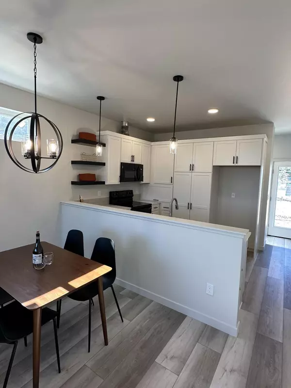 Bend, OR 97702,61647 Daly Estates DR #2
