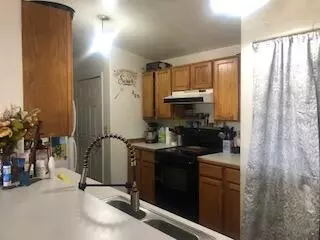 Redmond, OR 97756,833 Maple CT