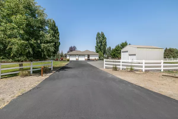 Bend, OR 97701,21320 View LN