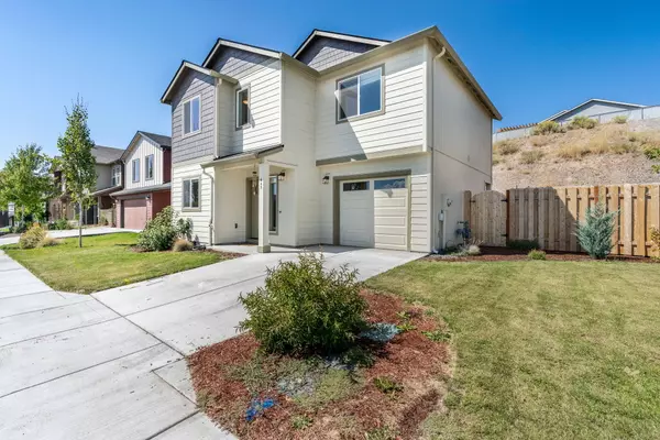 Prineville, OR 97754,643 Brookstone DR