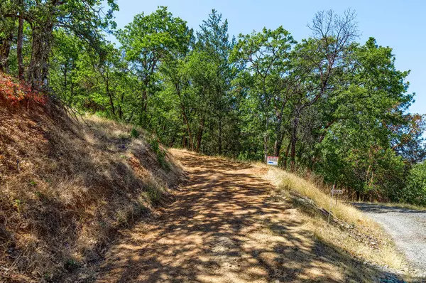 Medford, OR 97501,2091 Knowles RD