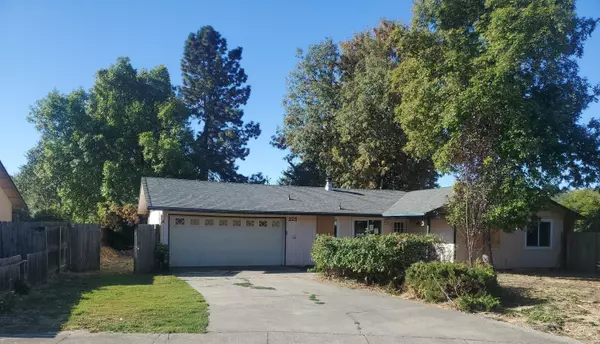 Grants Pass, OR 97526,225 Blossom DR