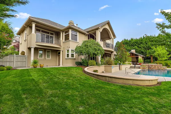 Medford, OR 97504,5647 Fallbrook LN