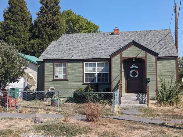 1215 Owens ST, Klamath Falls, OR 97601