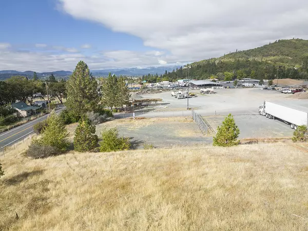 Grants Pass, OR 97526,2798 Foothill BLVD