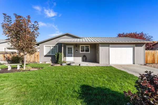 Prineville, OR 97754,425 5th PL