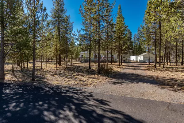 La Pine, OR 97739,52937 Walker WAY