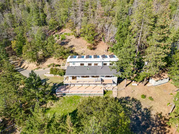 Ashland, OR 97520,700 Timberlake DR