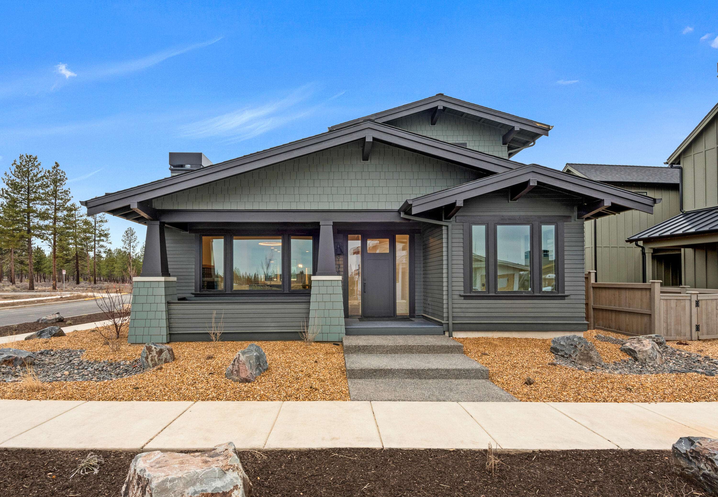 3174 Strickland WAY, Bend, OR 97703
